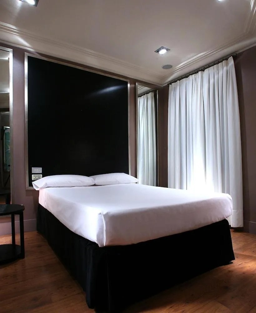 מלון ברצלונה La Franca Travellers Adults Only